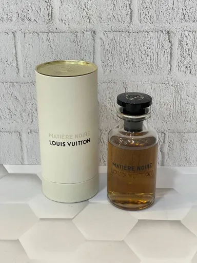 ادکلن لویی ویتون متیر نویر هاردباکسLouis Vuitton - Matière Noire