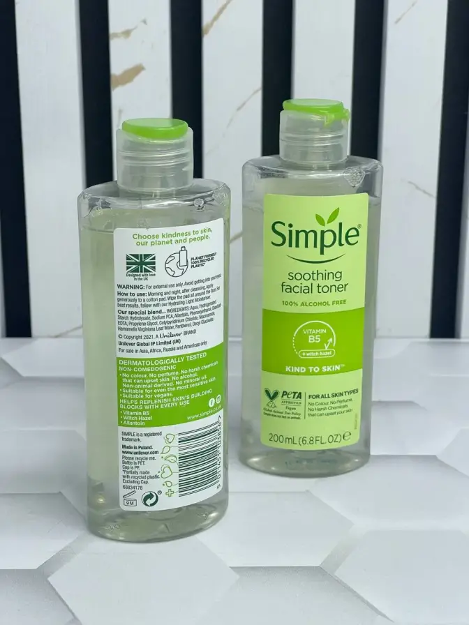 تونر صورت انواع پوست سیمپل Simple حجم 200 میلی لیتر