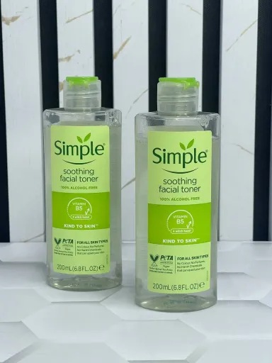 تونر صورت انواع پوست سیمپل Simple حجم 200 میلی لیتر