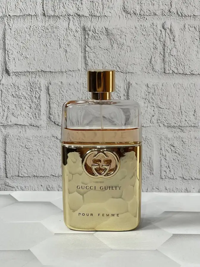 ادکلن گوچی گیلتی پور فم هاردباکس Gucci Guilty Pour Femme