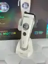 ماشین اصلاح حجم زن وی جی آر مدل VGR V-880C