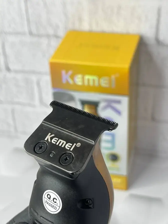 ماشین اصلاح خط زن و صفر زن کیمی مدل KM-1677