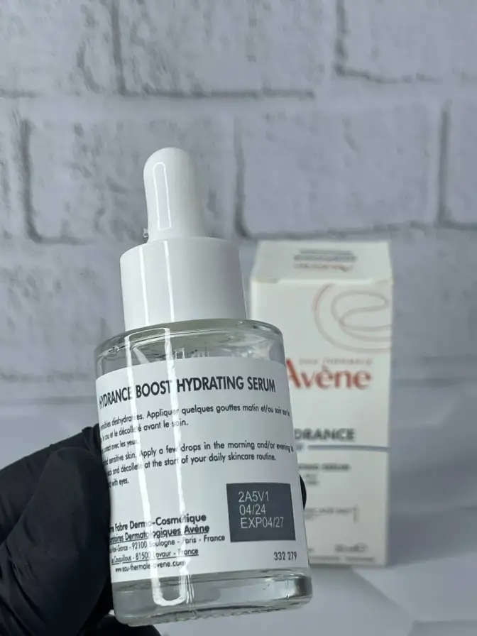 سرم آبرسان هیدرانس اون Avene