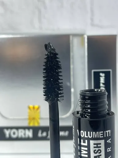 ریمل حجم دهنده سوپرلش یورن Extreme Super Lash