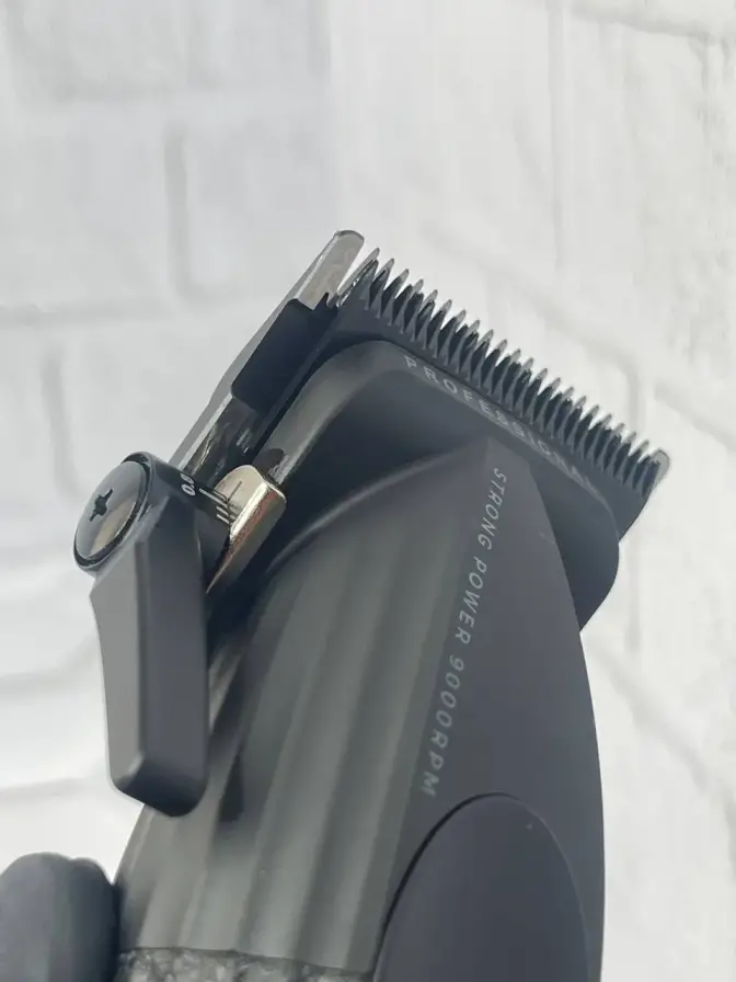 ماشین اصلاح حجم زن کیمی مدل Kemei KM-1670