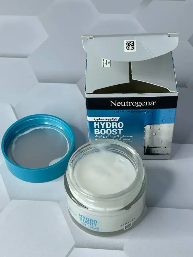 ژل کرم آبرسان هیدروبوست نوتروژینا Neutrogena Hydro Boost