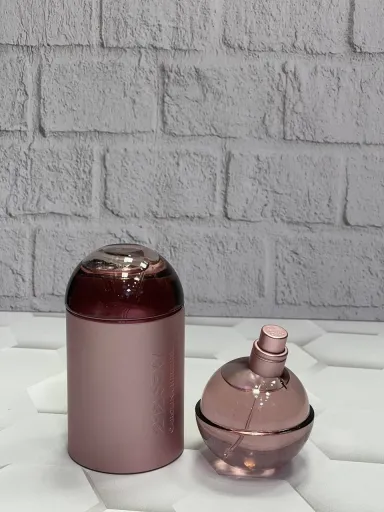 ادکلن کارولینا هررا 212 سک سی زنانه Carolina Herrera 212 s–y