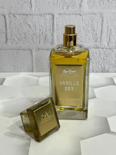 ادکلن وانیلا سک س جسیکا توینjessica twain vanilla se.x