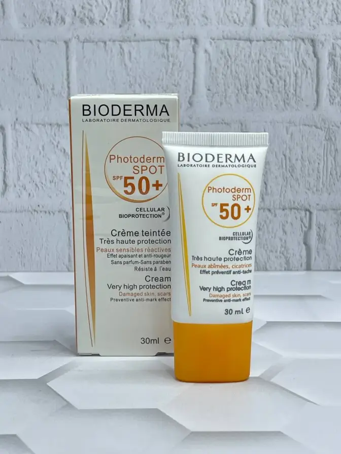 کرم ضد آفتاب بایودرما فتودرم اسپات با SPF50