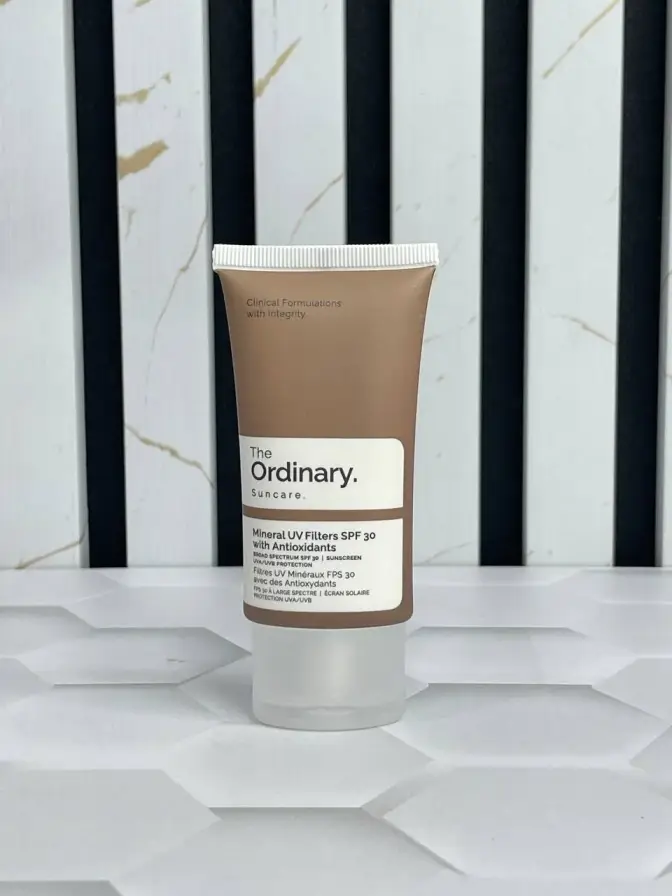 ضد آفتاب مینرال اوردینری Ordinary Mineral حاوی آنتی اکسیدان