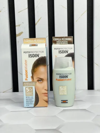ضد آفتاب فیوژن واتر ایزدین SPF50